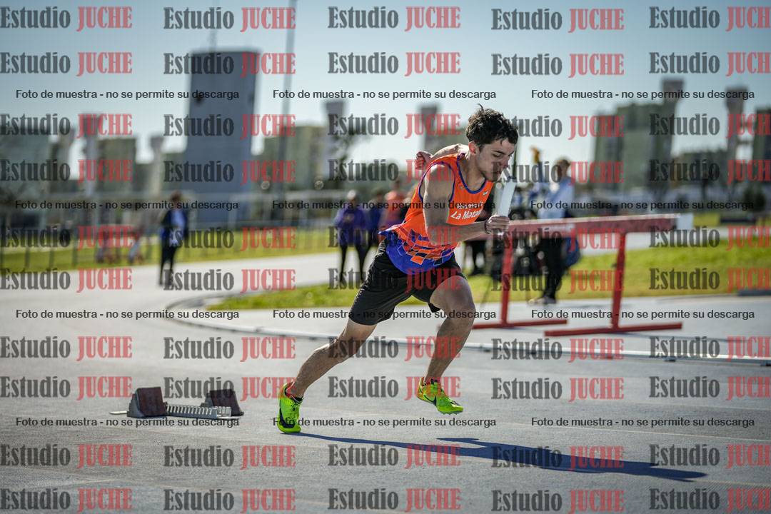Fotos de las Postas 4x400 m de mujeres y varones