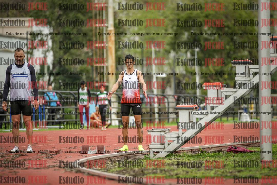 Fotos de los 200 m llanos de varones