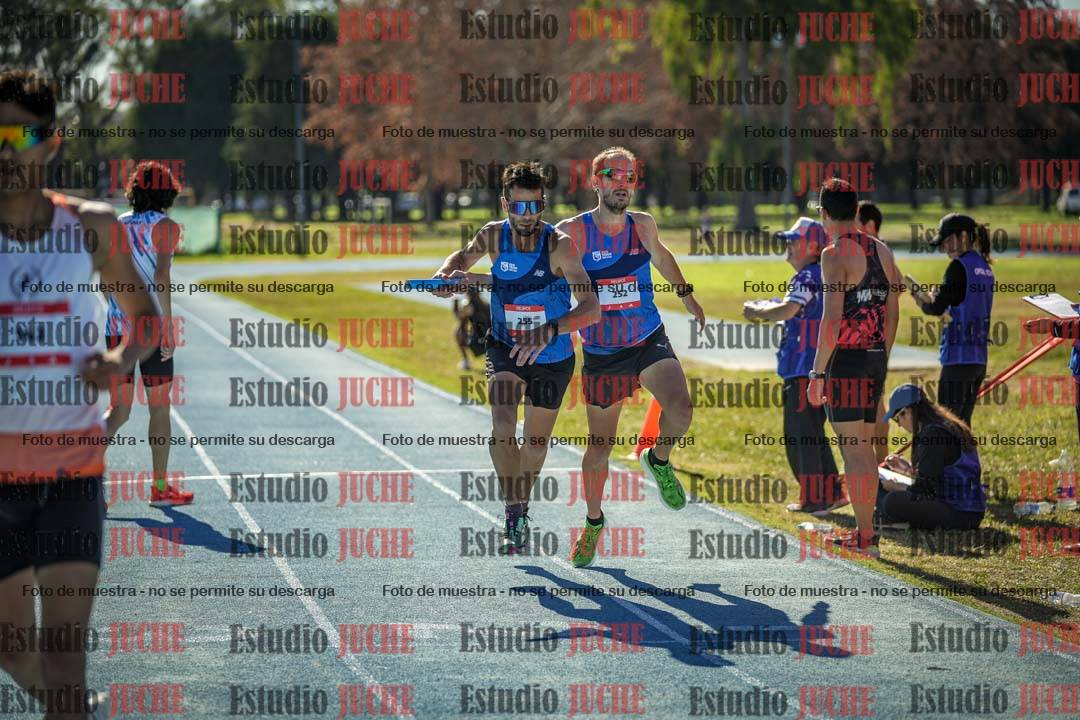 Fotos durante los relevos