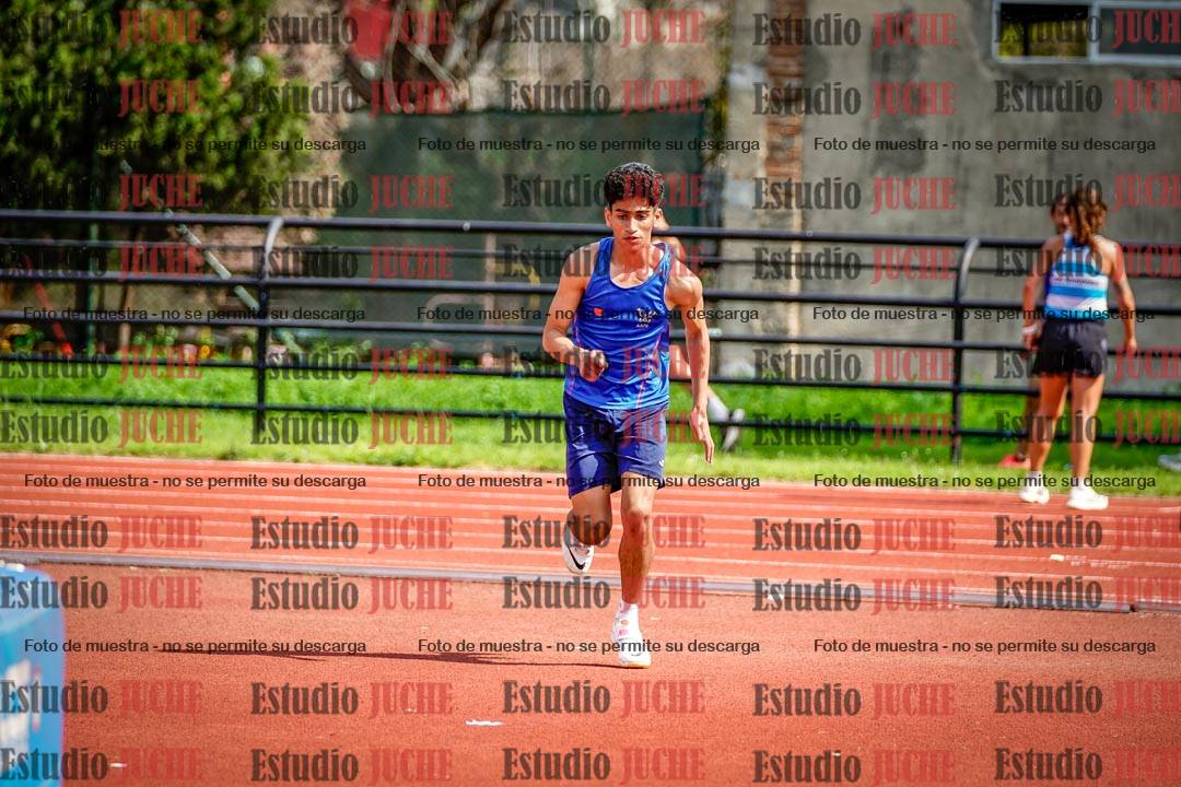 Fotos del salto en alto de varones - octatlón 4