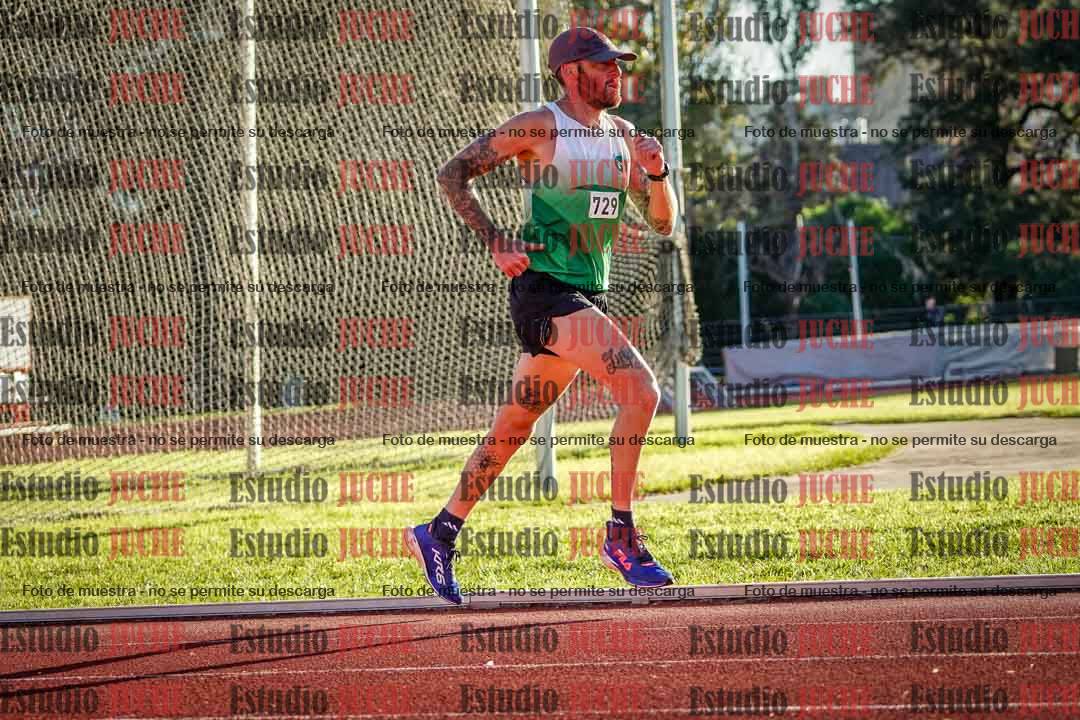 Fotos de los 3000 m llanos de varones