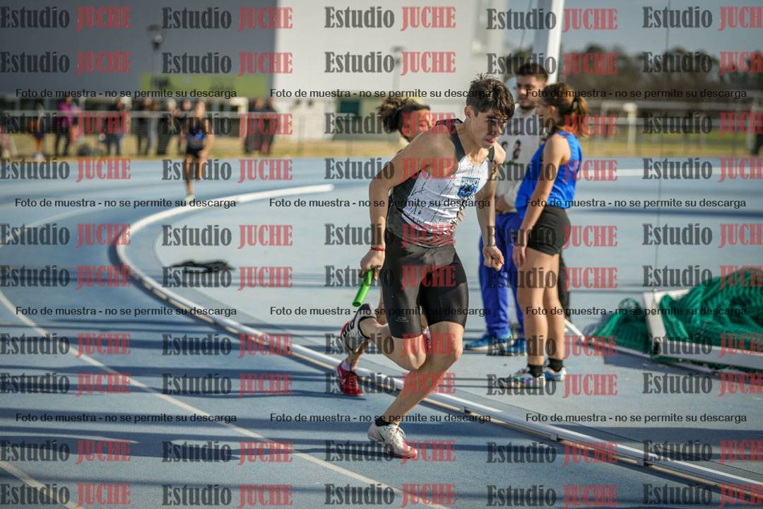 Fotos de las Postas 8x200 m mixta
