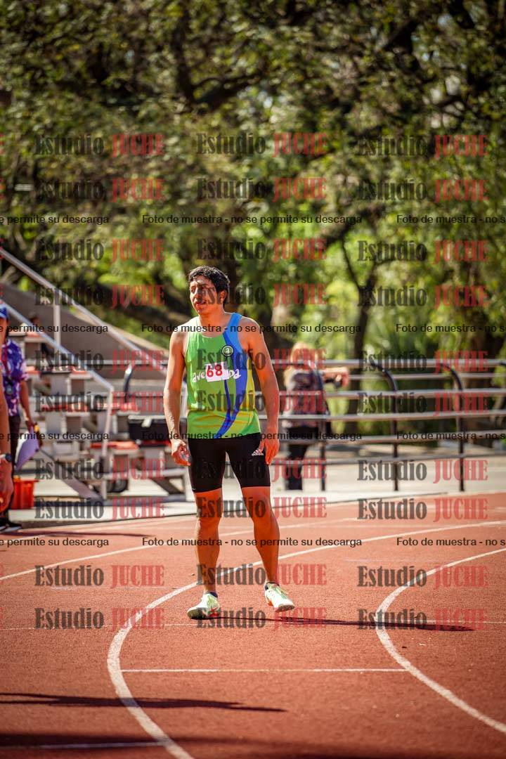 Fotos de los 800 m llanos de varones