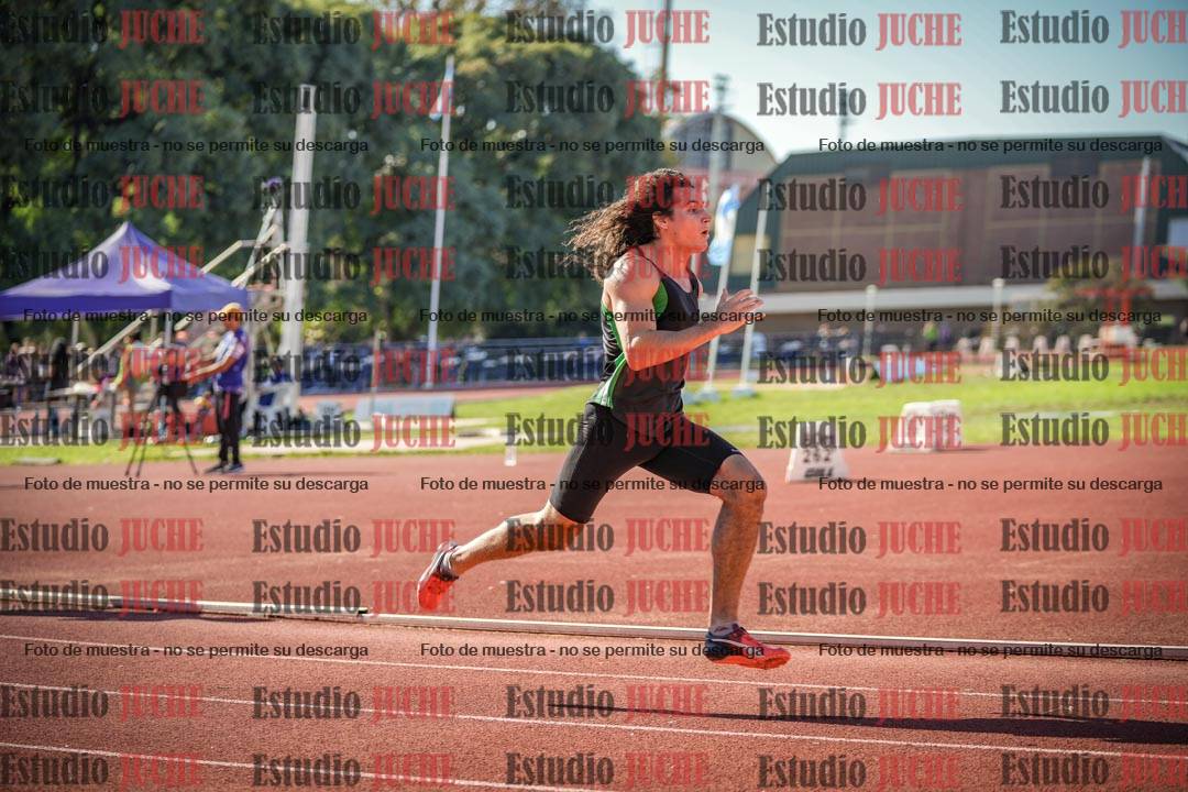 Fotos de los 400 m llanos de varones