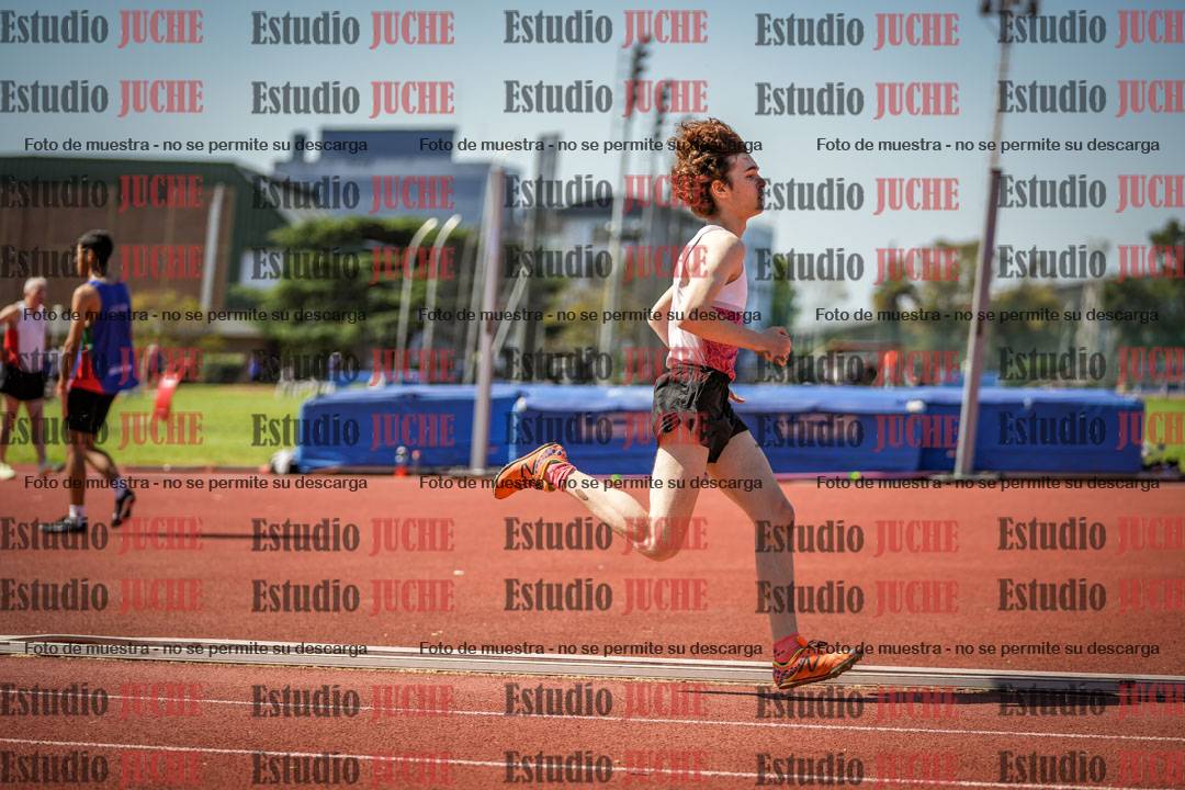 Fotos de los 400 m llanos de varones