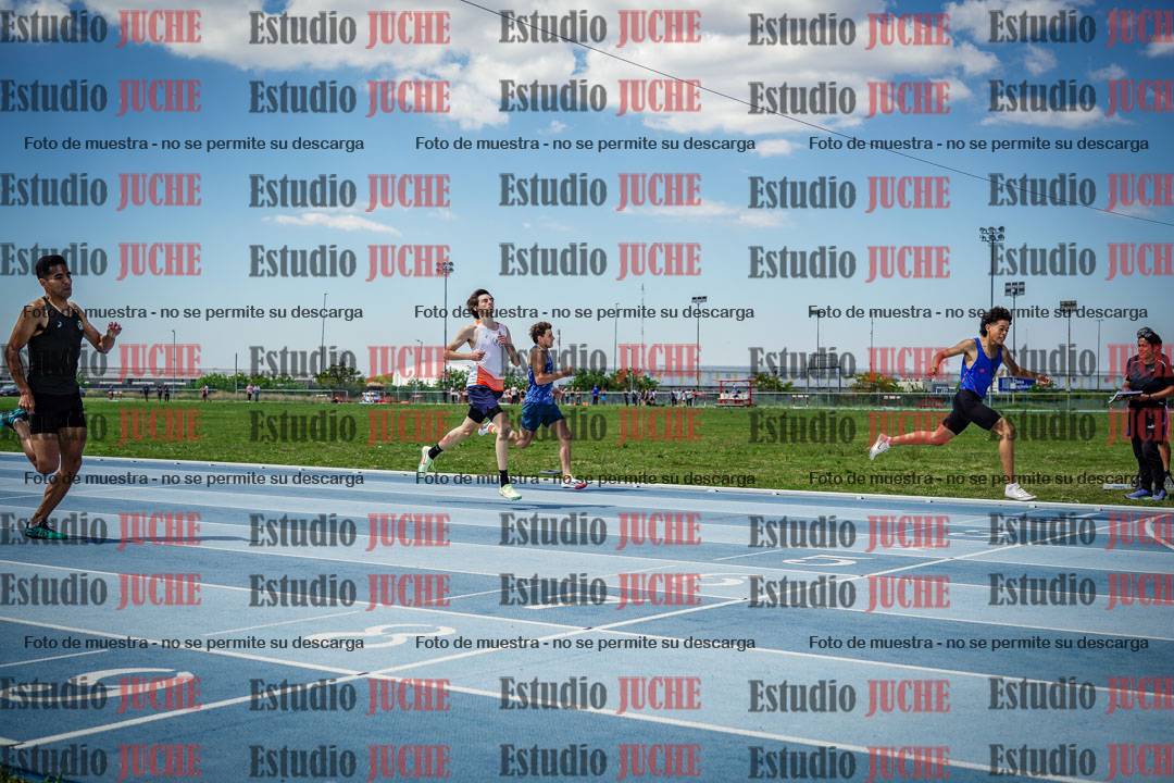 Fotos de los 400 m llanos de varones