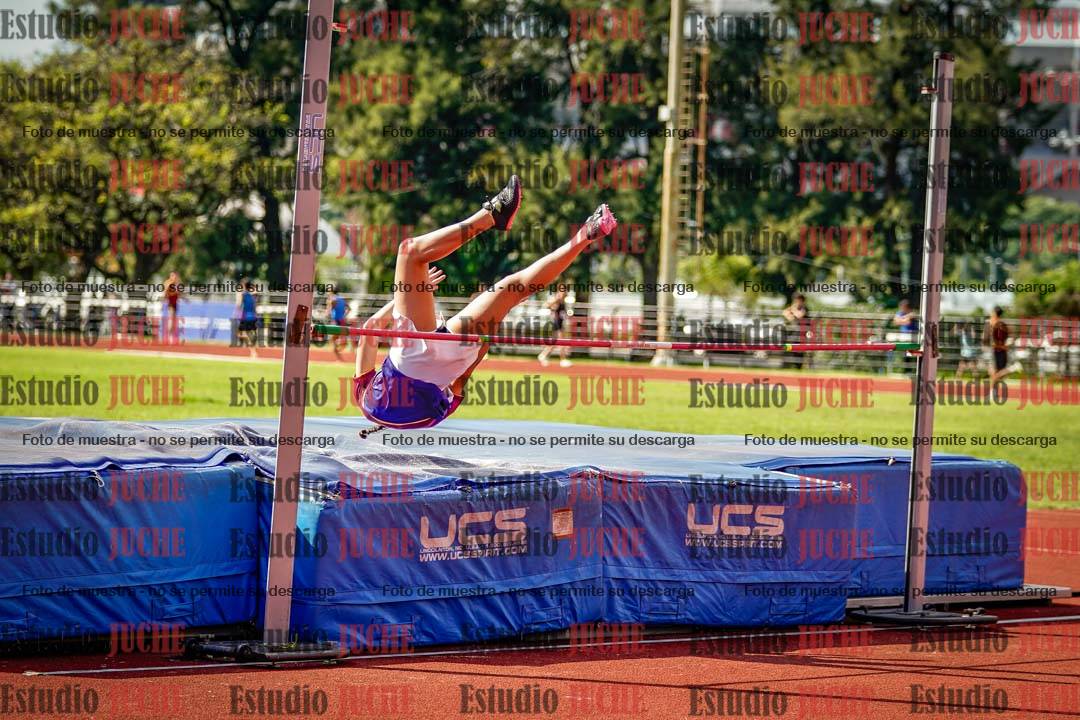 Fotos del salto en alto de mujeres