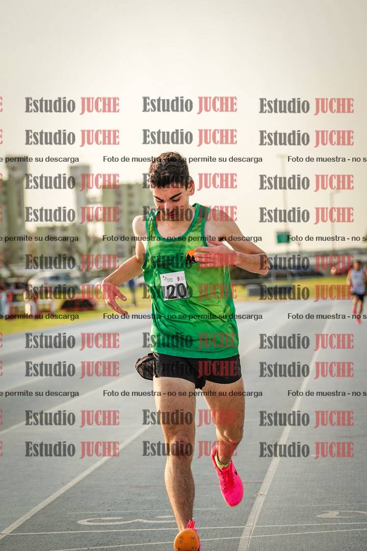 Fotos de los 3000 m llanos de varones