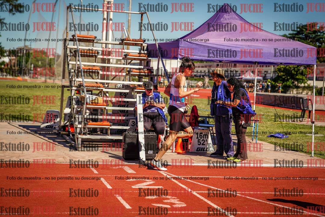 Fotos de los 800 m llanos de varones
