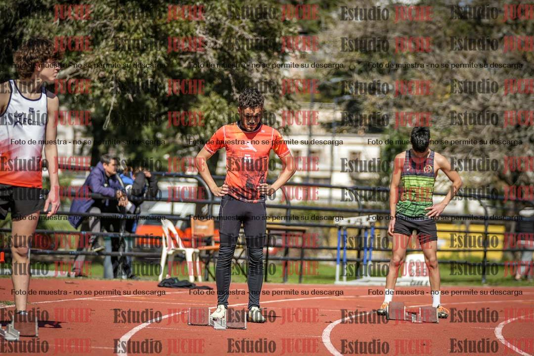 Fotos de los 200 m llanos de varones