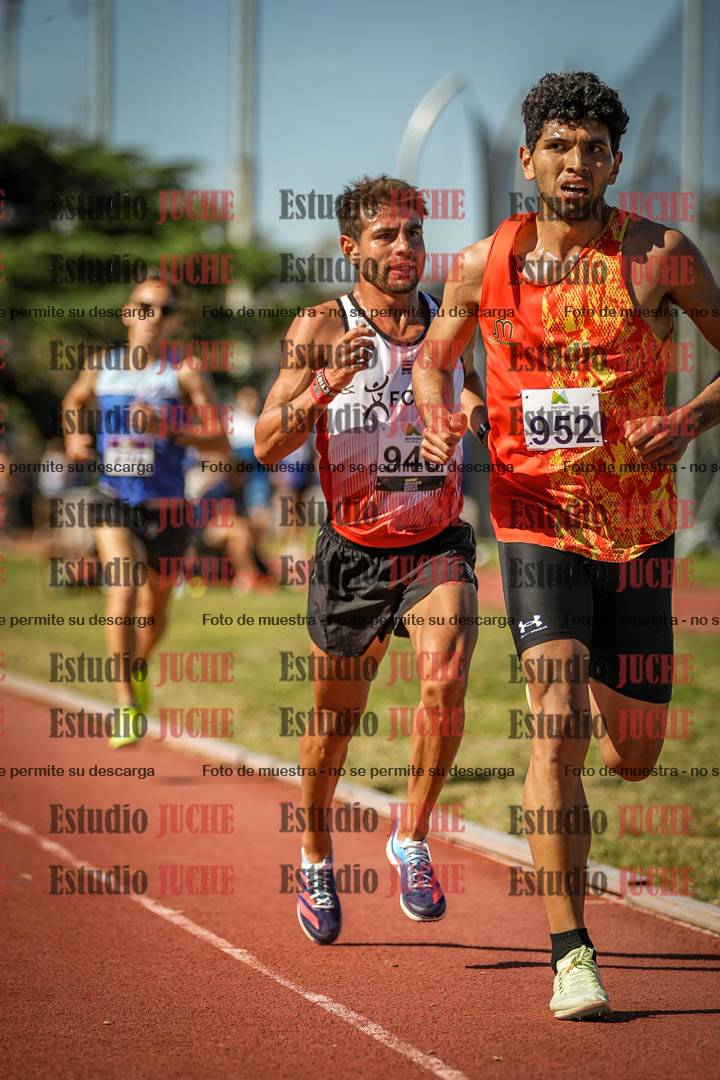 Fotos de los 5000 m llanos de varones