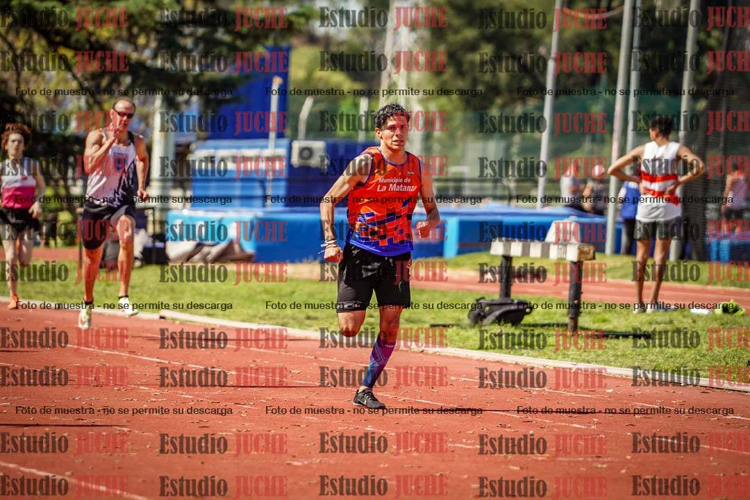 Fotos de los 400 m llanos de varones