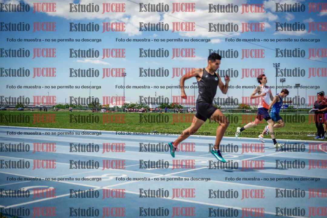 Fotos de los 400 m llanos de varones