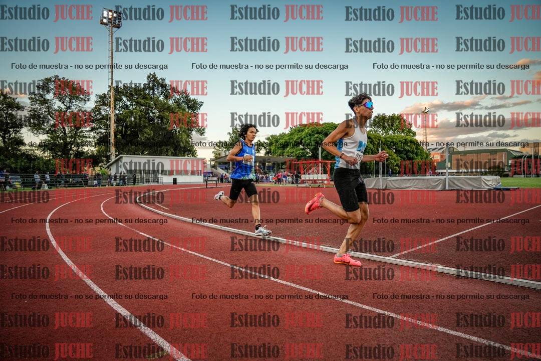 Fotos de los 1500 m llanos de varones