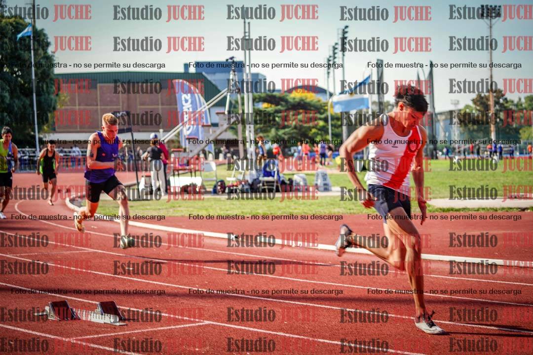 Fotos de los 400 m llanos de varones