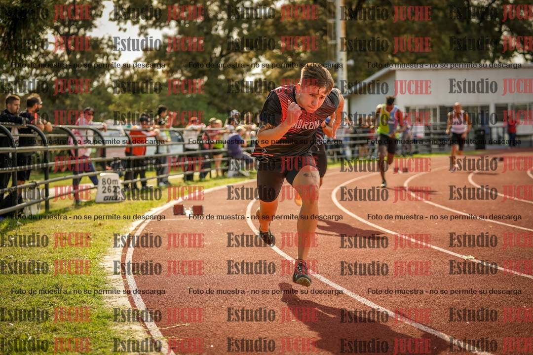 Fotos de los 400 m llanos de varones