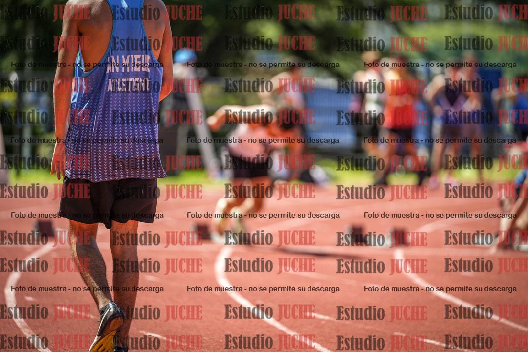 Fotos de los 100 m llanos de varones