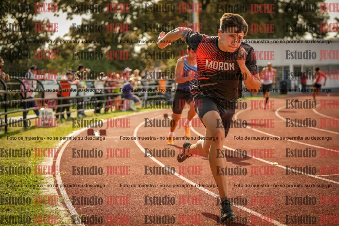 Fotos de los 400 m llanos de varones