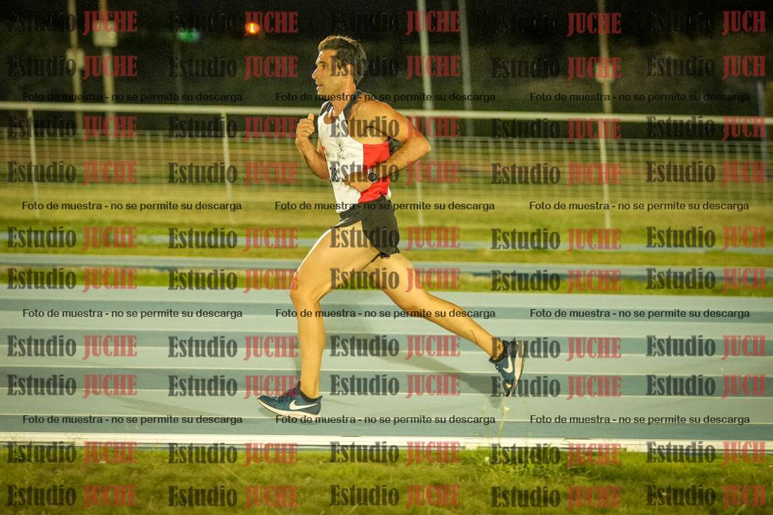 Fotos de los 3000 m llanos de varones