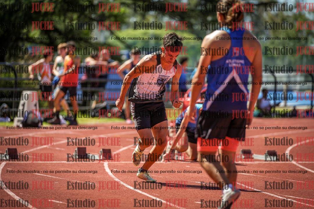 Fotos de los 100 m llanos de varones