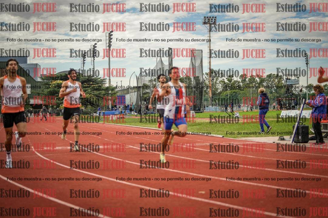 Fotos de los 400 m llanos de varones