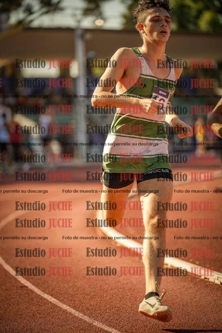 Fotos de los 800 m llanos de varones