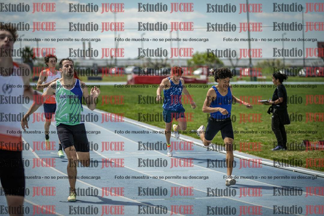 Fotos de los 400 m llanos de varones