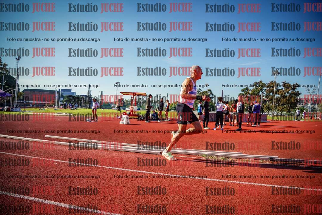 Fotos de los 800 m llanos de varones