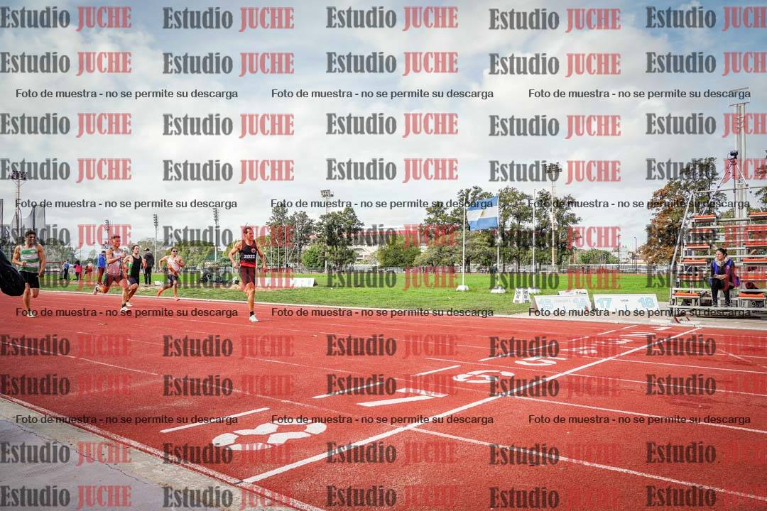 Fotos de los 400 m llanos de varones
