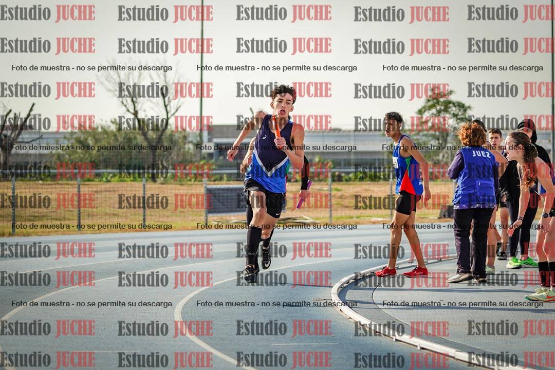 Fotos de las Postas 8x200 m mixta