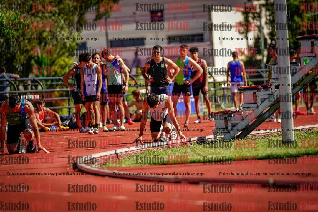 Fotos de los 200 m llanos de varones