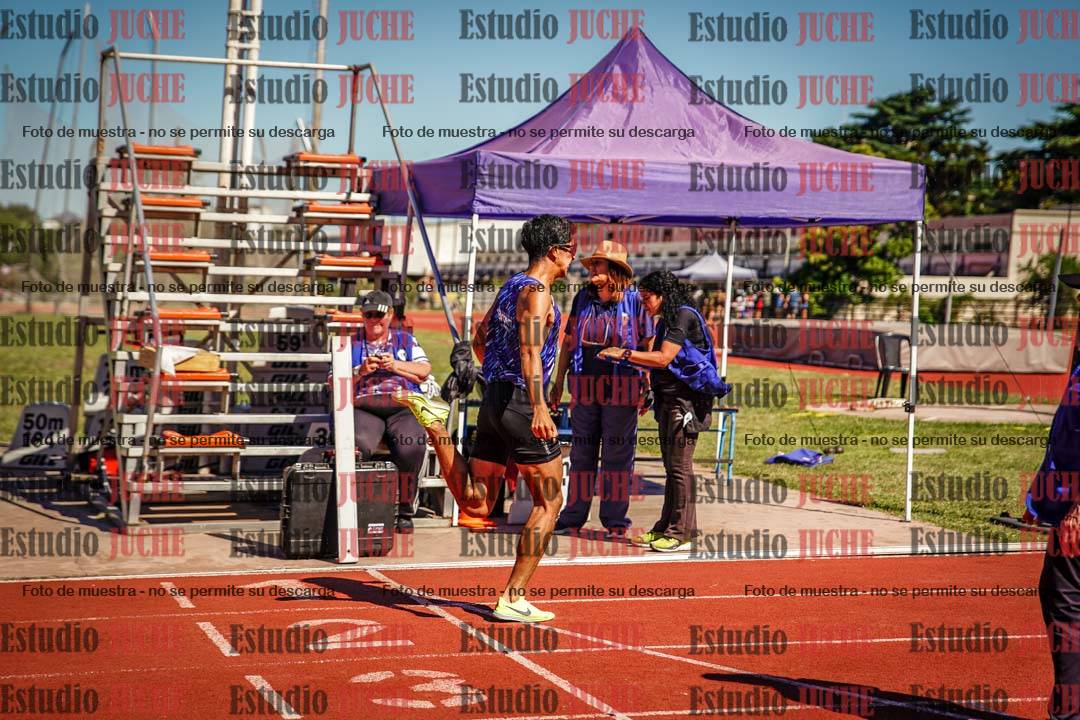 Fotos de los 800 m llanos de varones