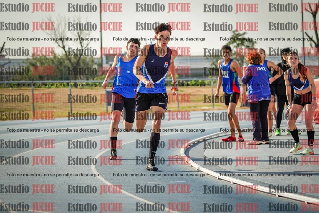 Fotos de las Postas 8x200 m mixta