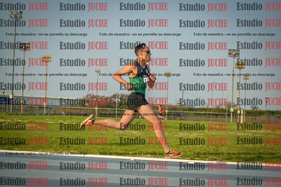 Fotos de los 3000 m llanos de varones