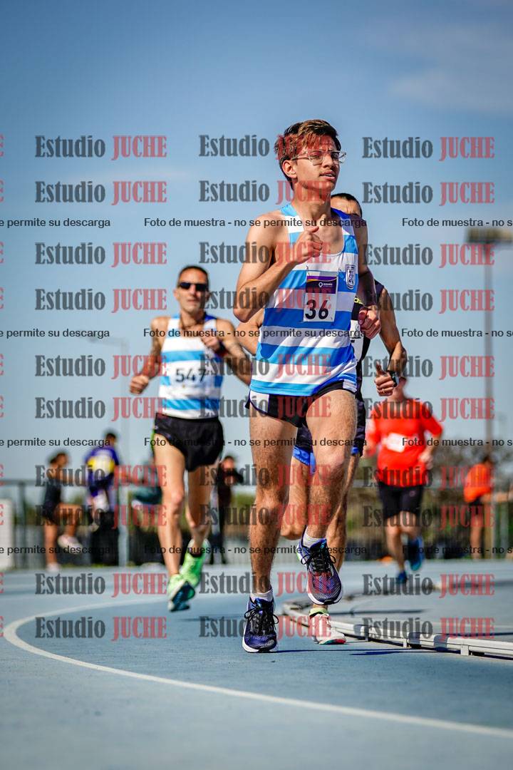 Fotos de los 3000 m llanos de varones