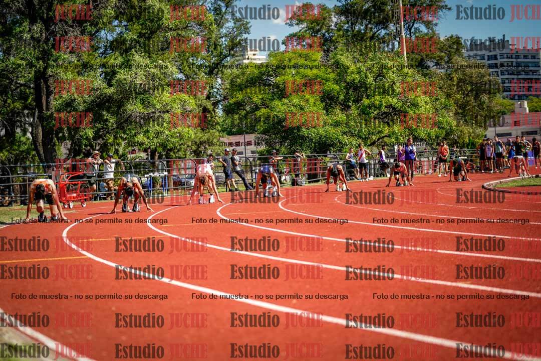 Fotos de los 200 m llanos de varones