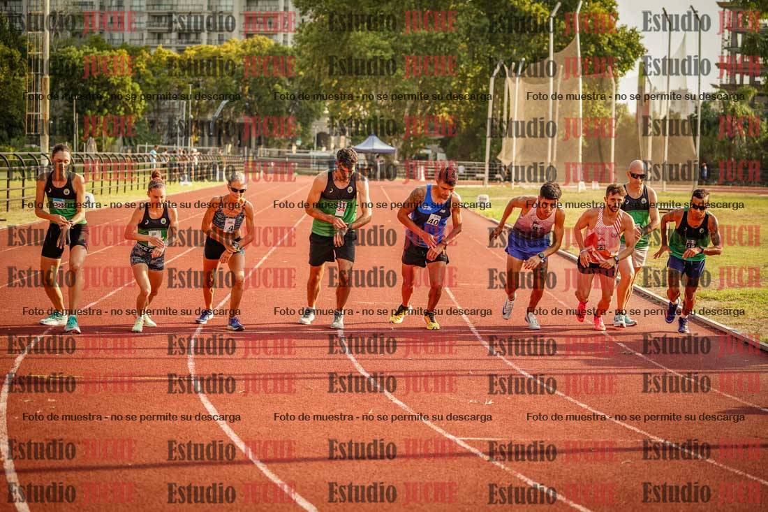 Fotos de los 5000 m llanos de mujeres y varones