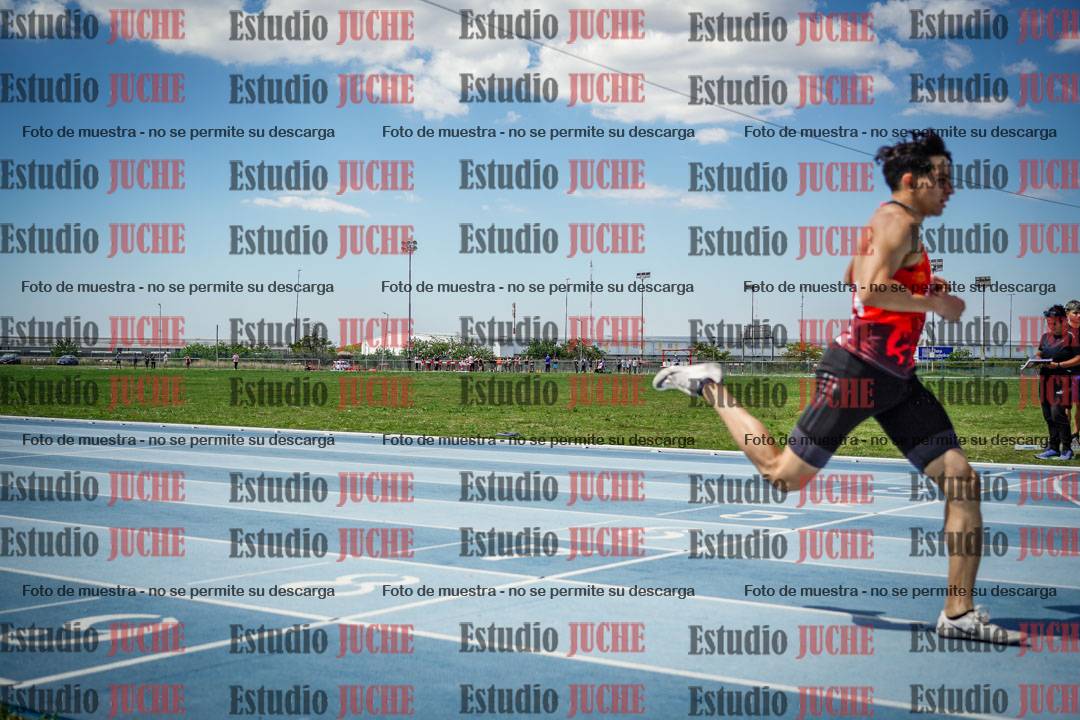 Fotos de los 400 m llanos de varones