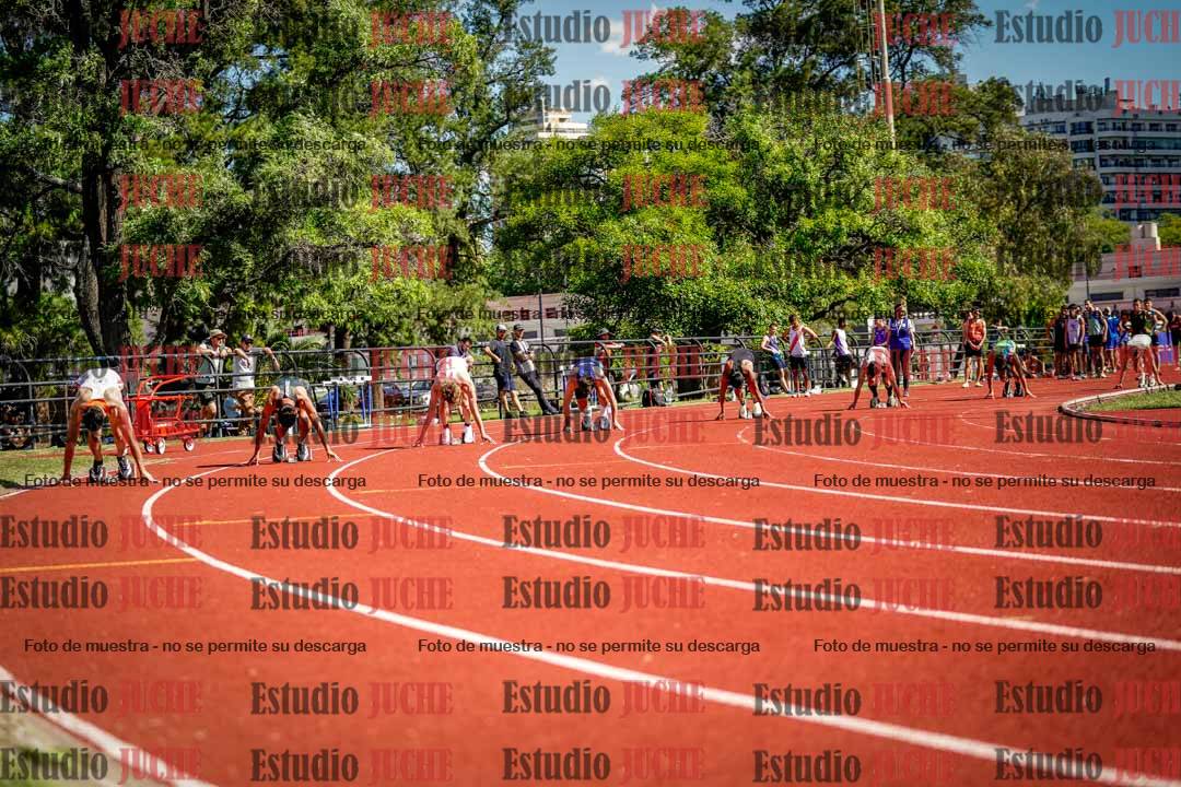 Fotos de los 200 m llanos de varones