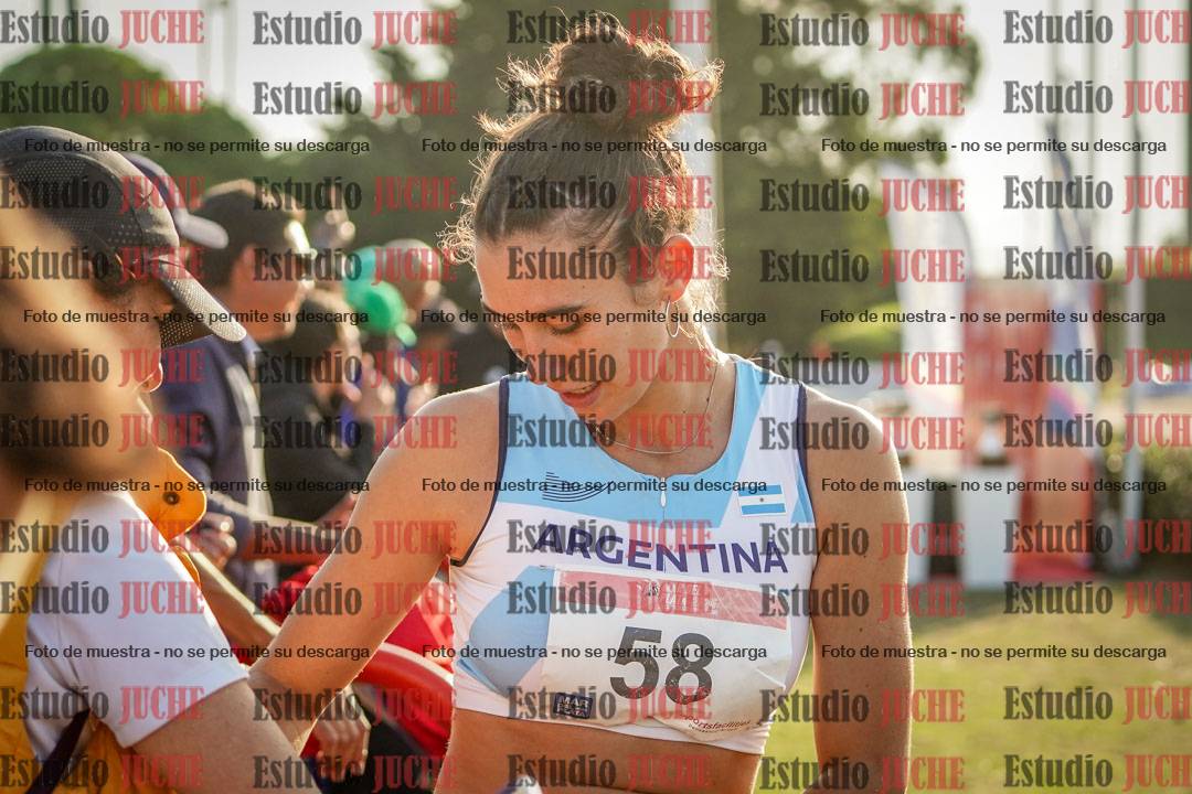 Fotos de algunos extras y podios del día 1