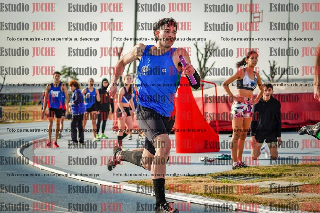 Fotos de las Postas 8x200 m mixta