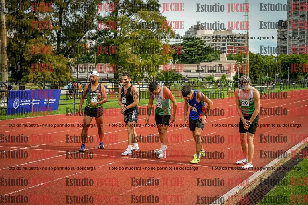 Fotos de los 3000 m con obstáculos de varones