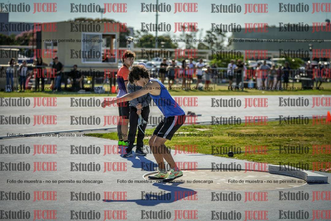 Fotos del lanzamiento de bala de varones