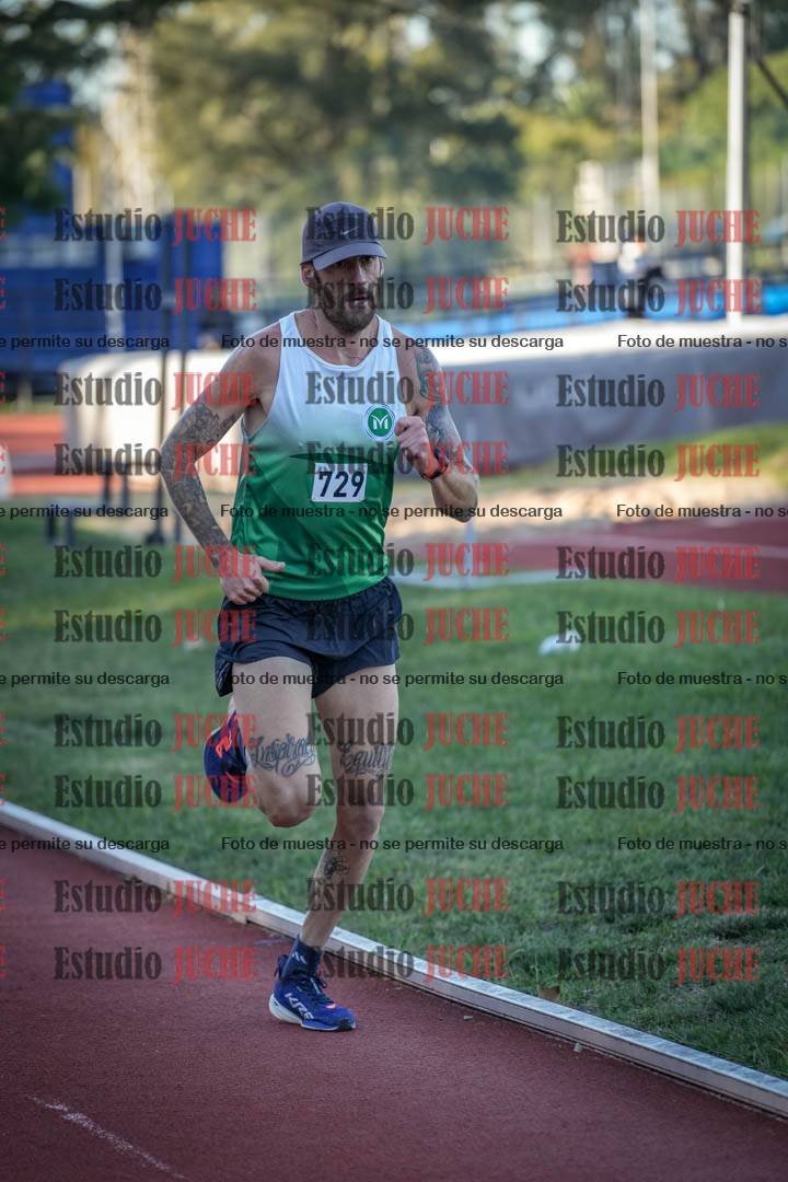 Fotos de los 3000 m llanos de varones