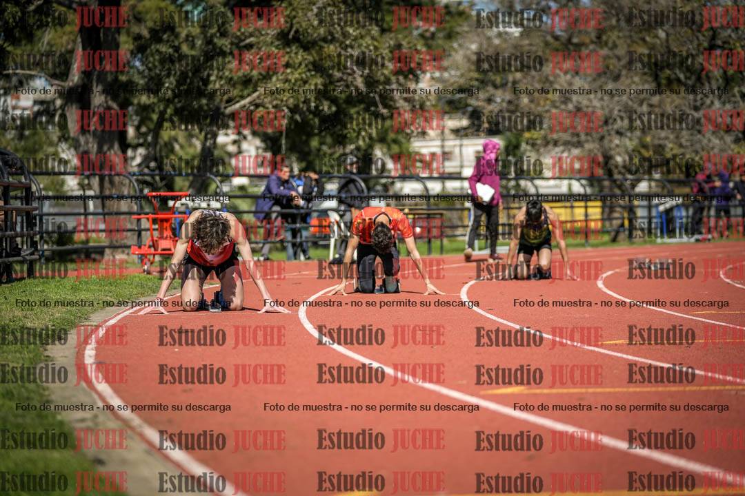 Fotos de los 200 m llanos de varones