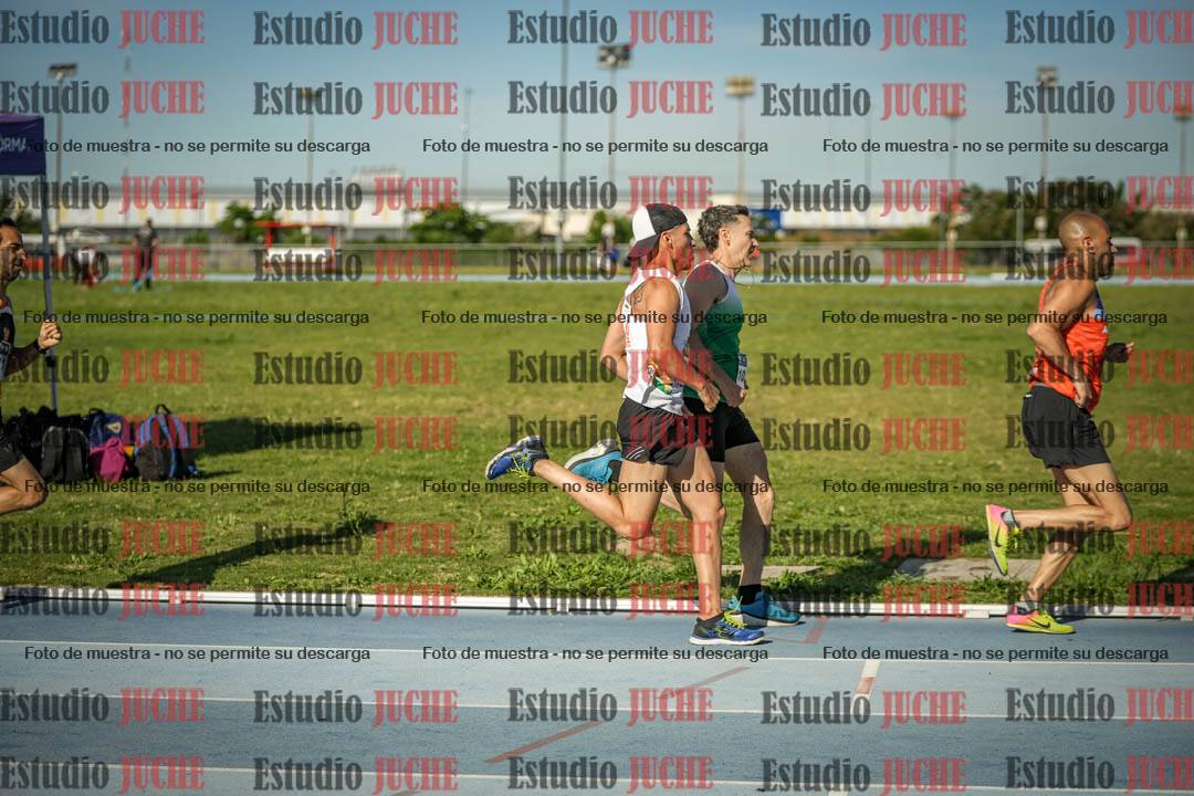 Fotos de los 1500 m llanos de varones