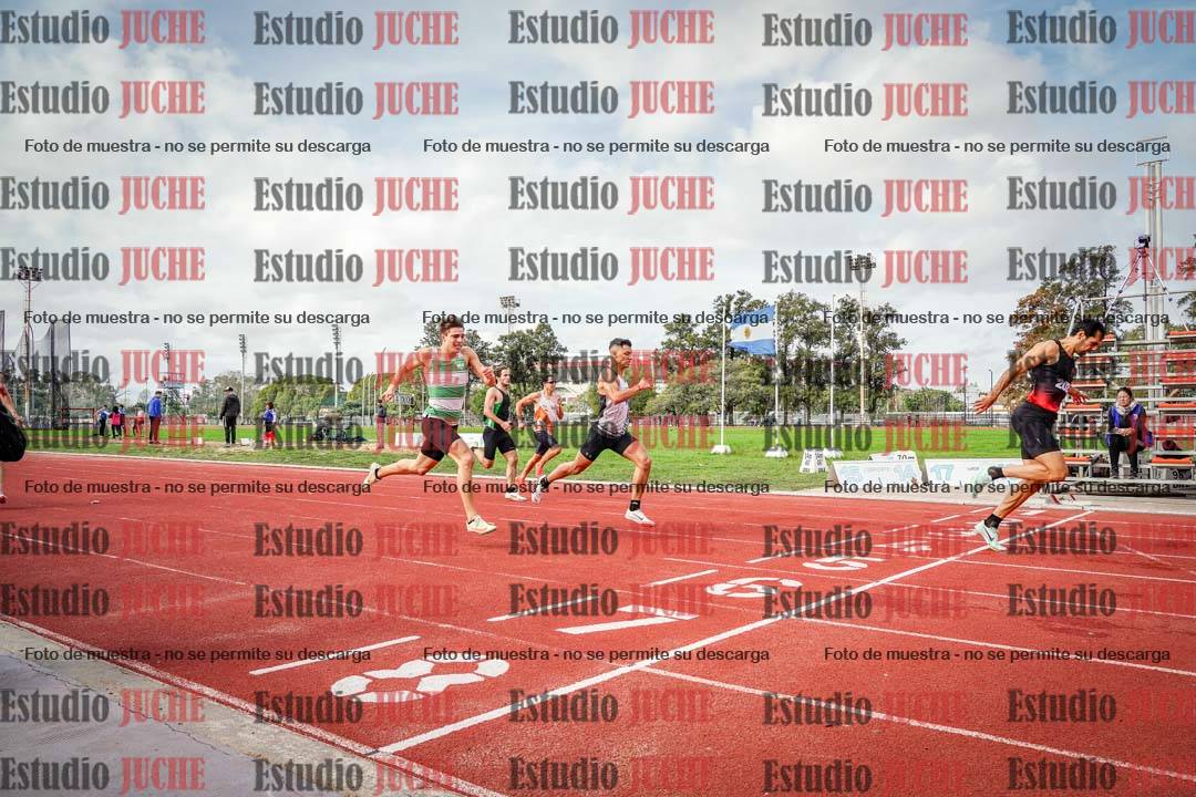 Fotos de los 400 m llanos de varones