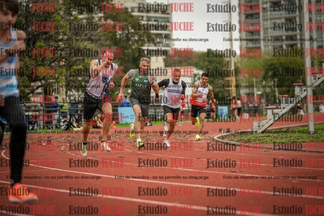 Fotos de los 200 m llanos de varones