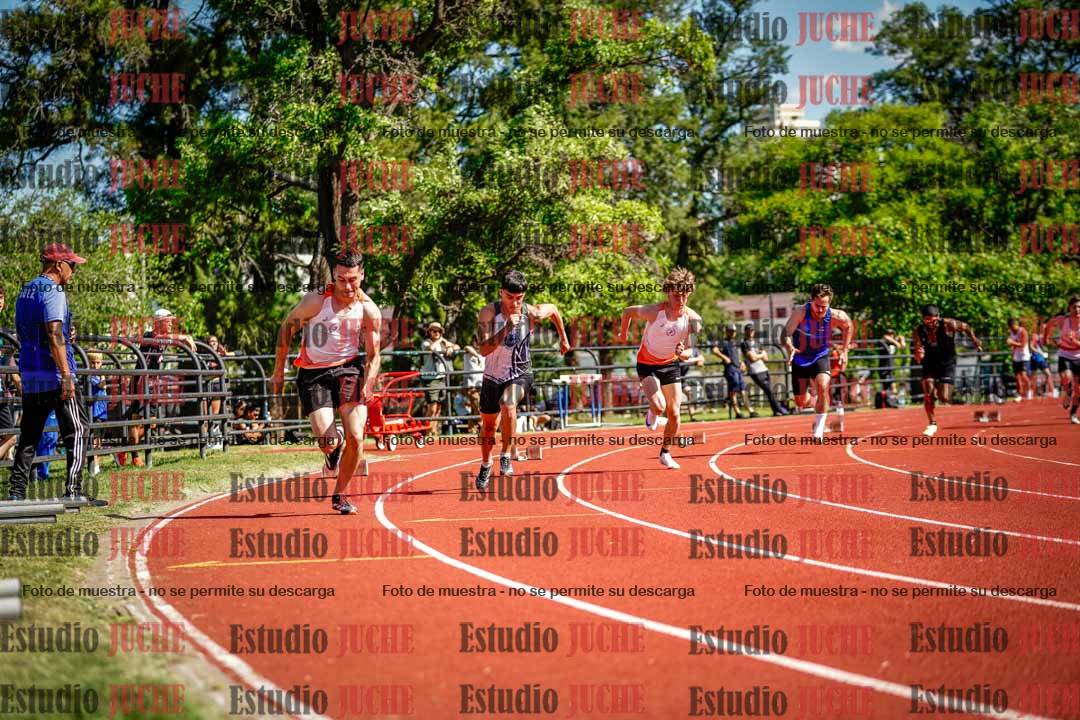 Fotos de los 200 m llanos de varones