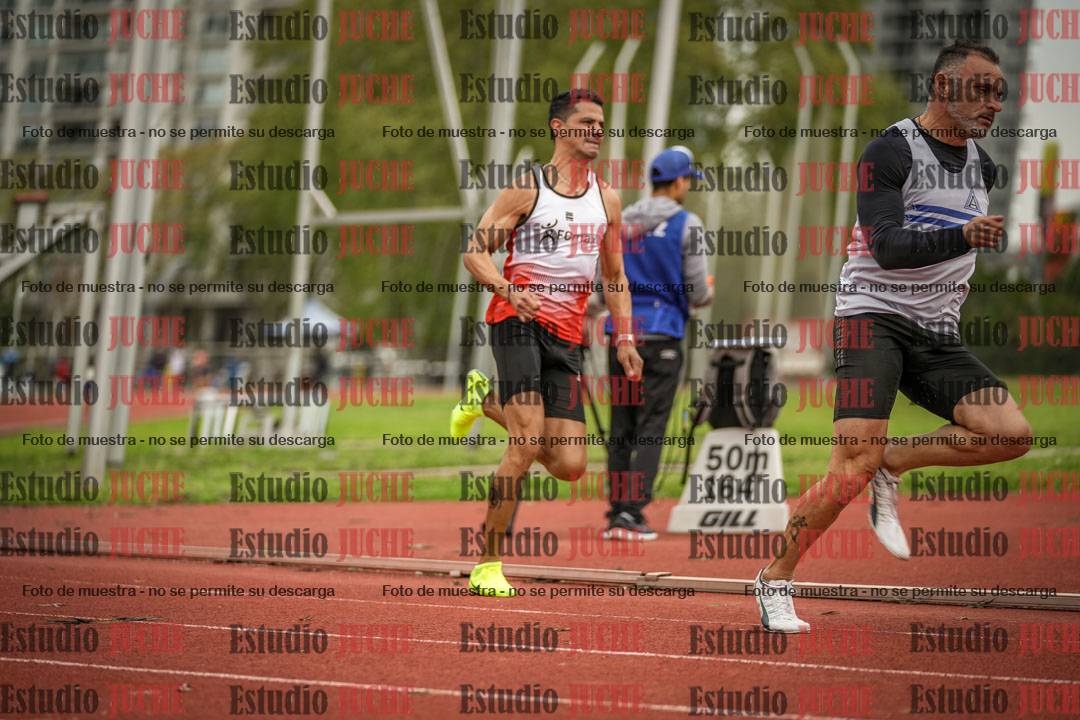 Fotos de los 200 m llanos de varones
